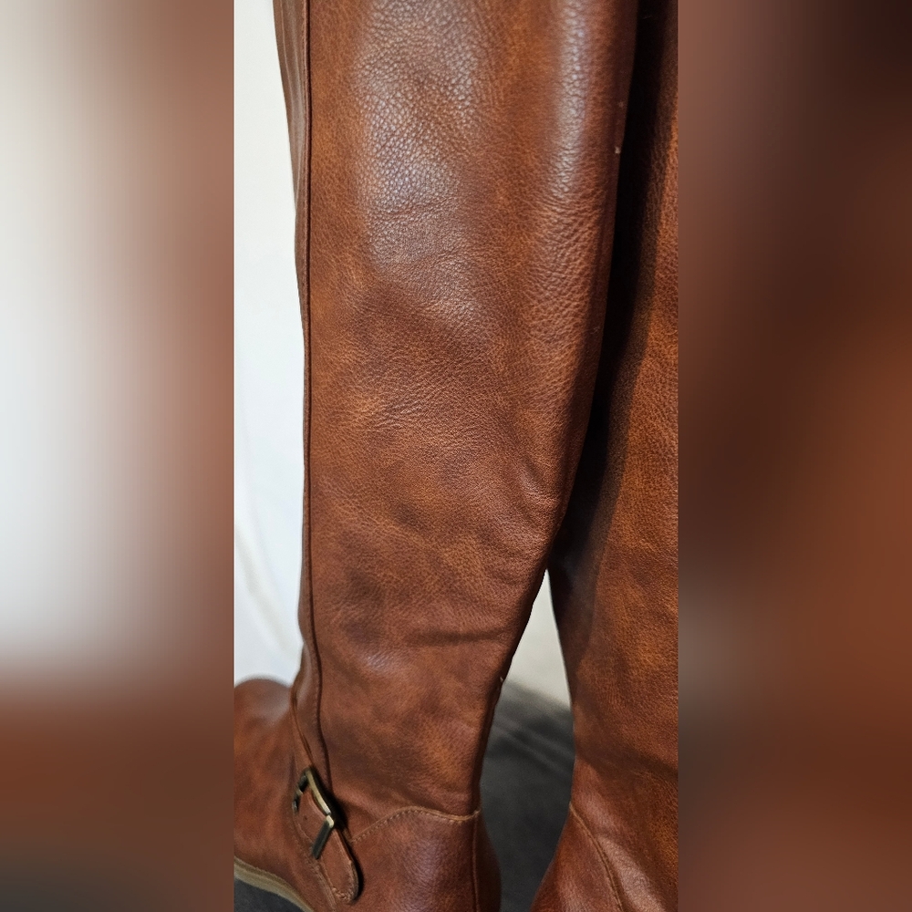 *NWOT Frye Rich Brown Stacked Heel Boots - Picture 8 of 15